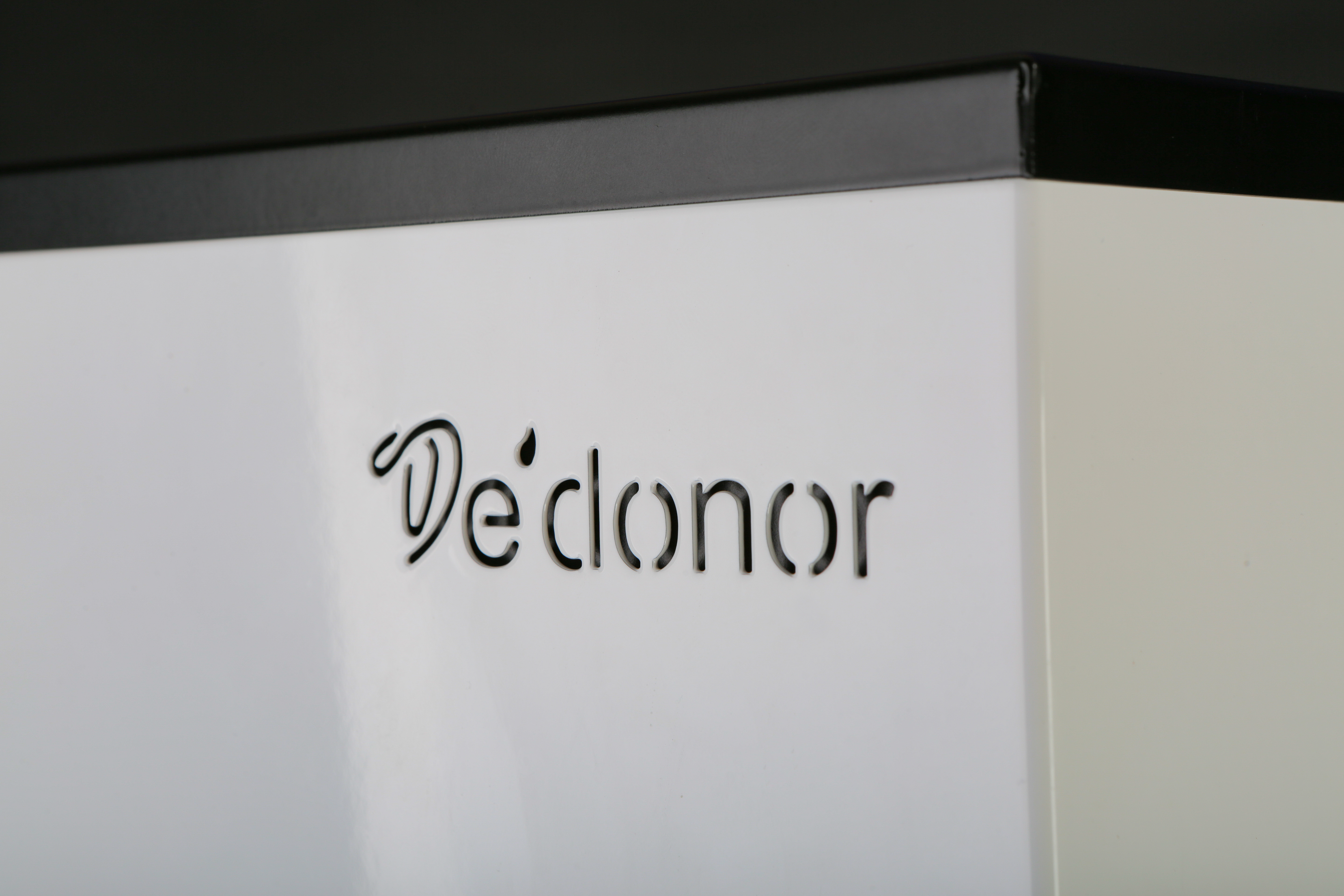 Dedonor® Desinfektions- und Hygienemittelspender - Weltneuheit, Patentiertes System ohne Strom, Made in Germany